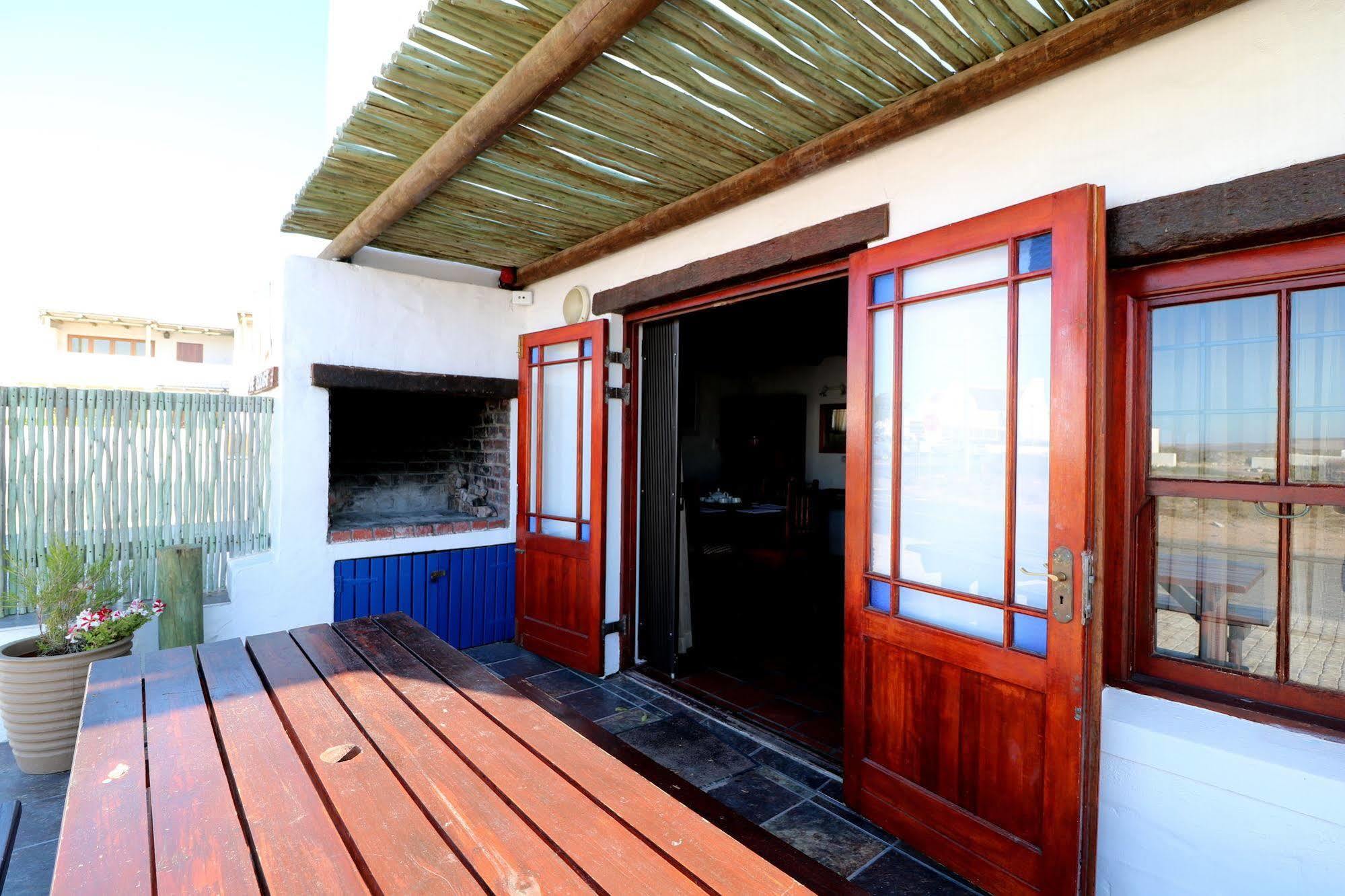 Baywatch Guest House Патерностер Экстерьер фото